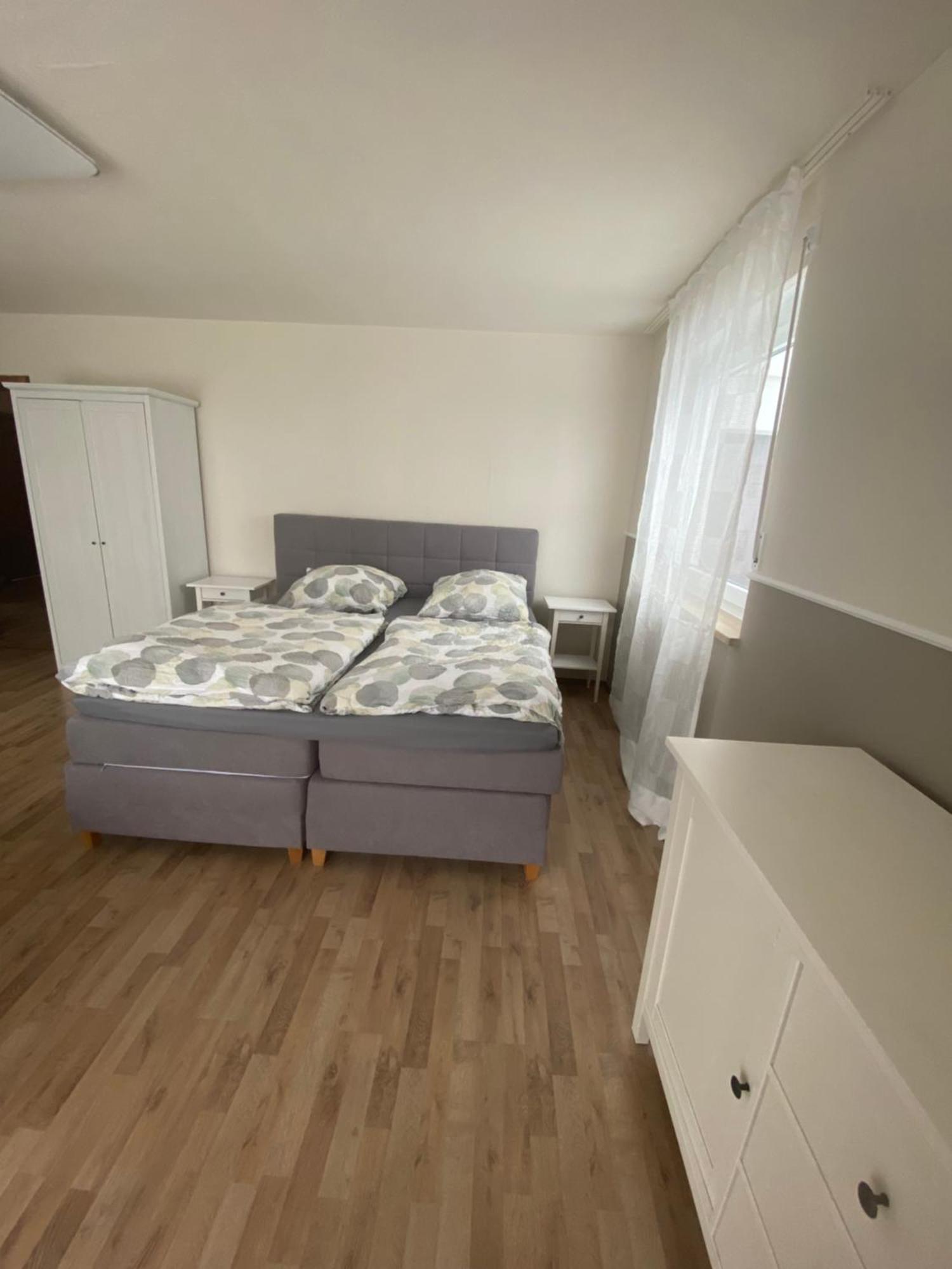 Ferienwohnung Hersbruck Wlan Free Parking Modern Zentral Und Natur Extérieur photo